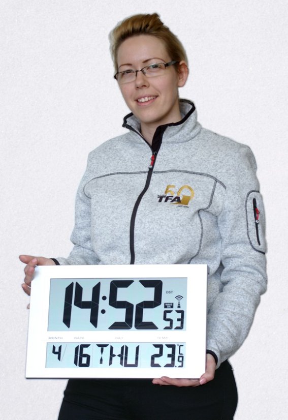 TFA 98.1090 - DCF nástěnné hodiny s teploměrem