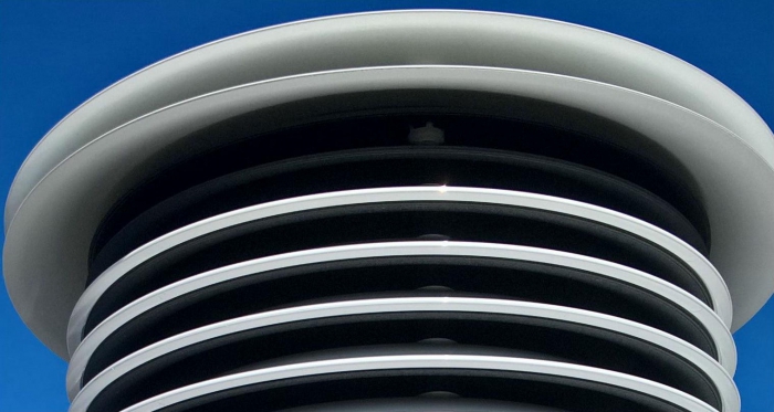 Cometeo F8000 -  Profesionální radiační štít chránící před vlivy počasí, přirozeně ventilovaný