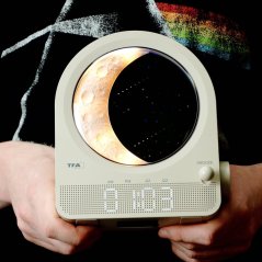 TFA 60.2053.15 - retro světelný budík Měsíc a meteory