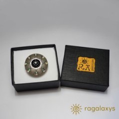 Prsten a kompas - UFO