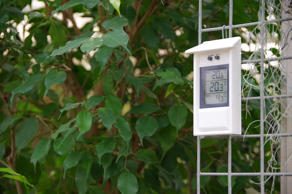 Digitální minimomaximální teploměr pro měření nejvyšší a nejnižší teploty