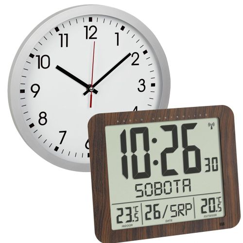 Hodiny digitální či analogové